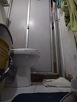 Danielitohot23cm online show from 14, 11, 2025