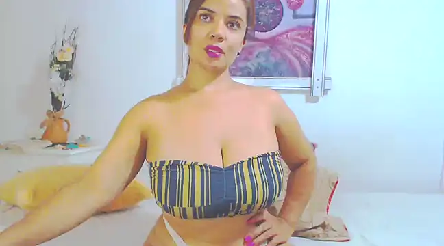 Snapshot of SoniaGresson chatting on 30, 1, 2025 SoniaGresson online show from 30, 1, 2025