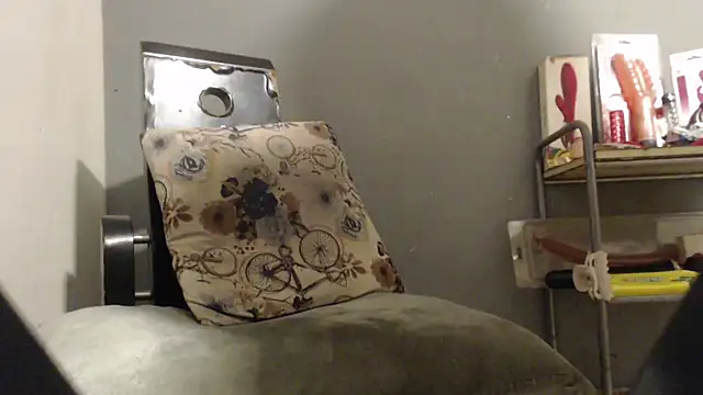 Amazing12inch online show from 6, 2, 2026