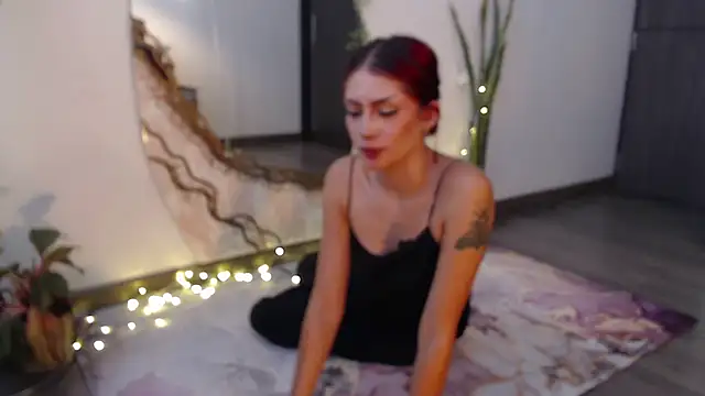 Snapshot of chloebritto chatting on 11, 2, 2025 chloebritto online show from 11, 2, 2025