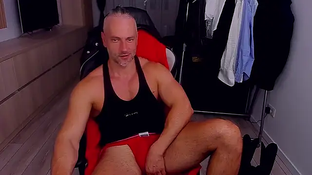 Snapshot of MarisMuscle chatting on 7, 7, 2026 MarisMuscle online show from 7, 7, 2026