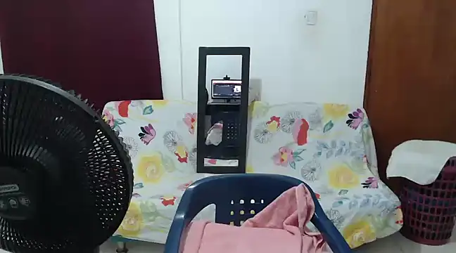 Snapshot of luz_stella chatting on 14, 12, 2024 luz stella online show from 14, 12, 2024