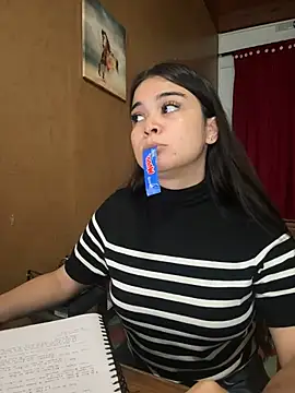 CamilaSofiia online show from 11, 4, 2026