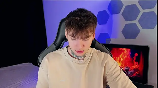 Chris Tyson online show from 20, 3, 2025