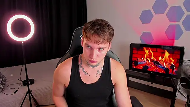 Chris Tyson online show from 11, 9, 2025