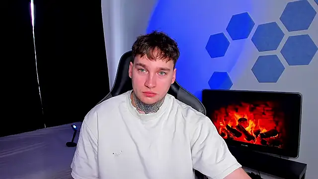 Snapshot of Chris_Tyson chatting on 8, 2, 2026 Chris Tyson online show from 8, 2, 2026