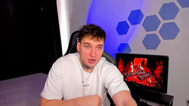 Snapshot of Chris_Tyson chatting on 9, 2, 2026 Chris Tyson online show from 9, 2, 2026