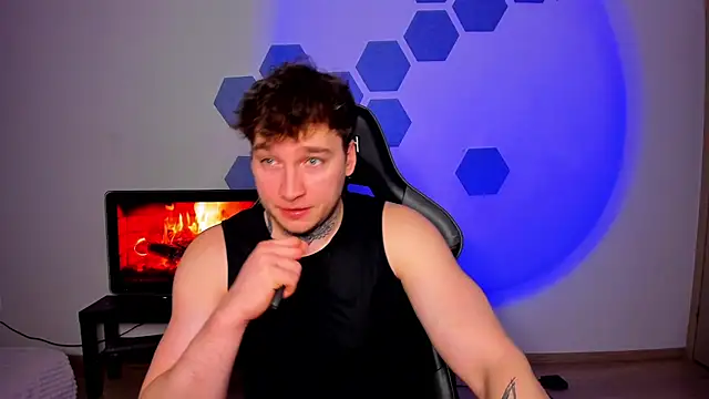 Chris Tyson online show from 3, 4, 2026