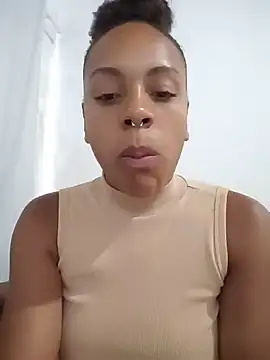 Julia Pretinha online show from 12, 1, 2026