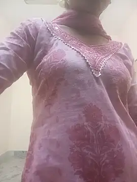 Snapshot of Garam-masala chatting on 3, 12, 2025 Garam-masala online show from 3, 12, 2025