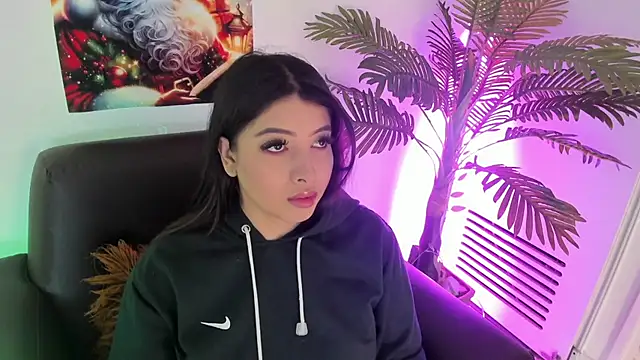 Snapshot of Miia_Thompsonn chatting on 3, 12, 2024 Miia Thompsonn online show from 3, 12, 2024