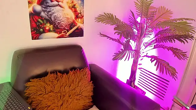 Snapshot of Miia_Thompsonn chatting on 6, 12, 2024 Miia Thompsonn online show from 6, 12, 2024