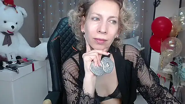 AdrianaSea online show from 5, 2, 2025