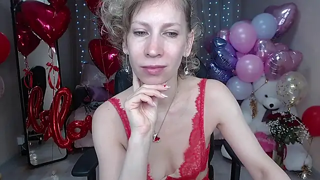 AdrianaSea online show from 15, 2, 2025