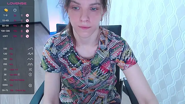 LisaHeart online show from 23, 3, 2025