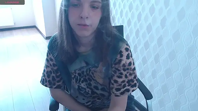 LisaHeart online show from 4, 7, 2026
