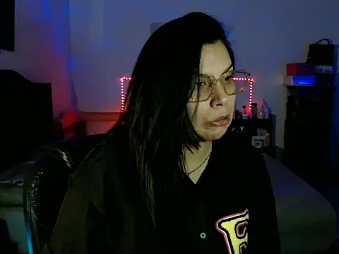 Snapshot of CarolinaRincon chatting on 6, 11, 2025 CarolinaRincon online show from 6, 11, 2025