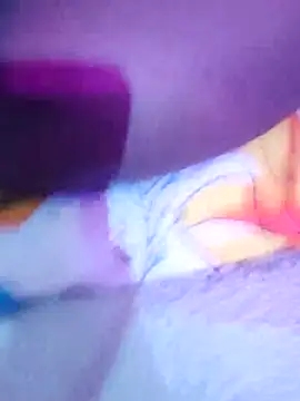 pearl7979 online show from 5, 3, 2025