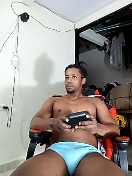 AlejoKhalifa  online show from 29, 9, 2025