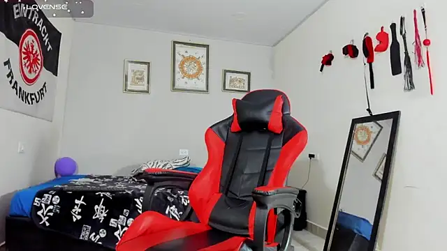 AlejoKhalifa  online show from 30, 10, 2025