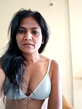 sunita6009 online show from 2, 10, 2025