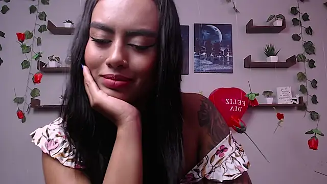 macey elliot  online show from 21, 2, 2025