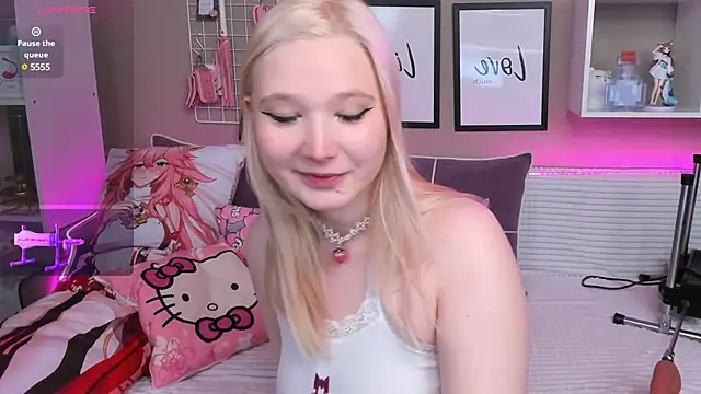 MeowkaKitty online show from 22, 2, 2025