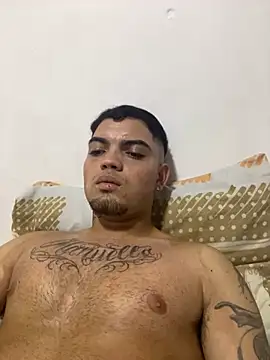 Snapshot of hypefock chatting on 15, 1, 2025 hypefock online show from 15, 1, 2025