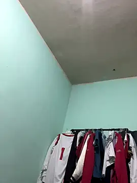 yObal-hot online show from 22, 9, 2025