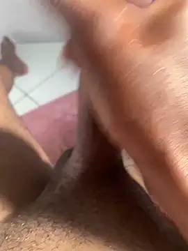 Snapshot of s1437jdjjddjjshbx chatting on 1, 1, 2025 s1437jdjjddjjshbx online show from 1, 1, 2025