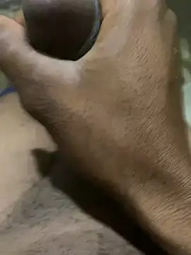 Snapshot of s1437jdjjddjjshbx chatting on 8, 3, 2025 s1437jdjjddjjshbx online show from 8, 3, 2025