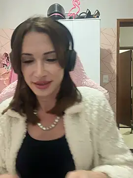 Snapshot of Irresistible24 chatting on 5, 7, 2026 Irresistible24 online show from 5, 7, 2026