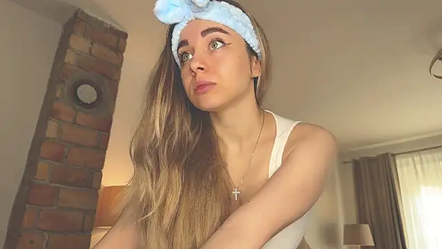 Snapshot of hotexclusive_ chatting on 2, 12, 2024 hotexclusive  online show from 2, 12, 2024