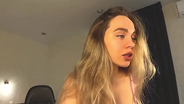 Snapshot of hotexclusive_ chatting on 28, 2, 2025 hotexclusive  online show from 28, 2, 2025