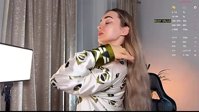 Snapshot of hotexclusive_ chatting on 24, 9, 2025 hotexclusive  online show from 24, 9, 2025