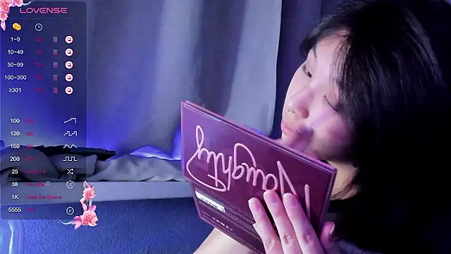 Snapshot of maydaykimmy chatting on 8, 12, 2024 maydaykimmy online show from 8, 12, 2024