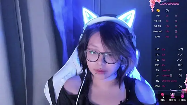 Snapshot of maydaykimmy chatting on 28, 9, 2025 maydaykimmy online show from 28, 9, 2025