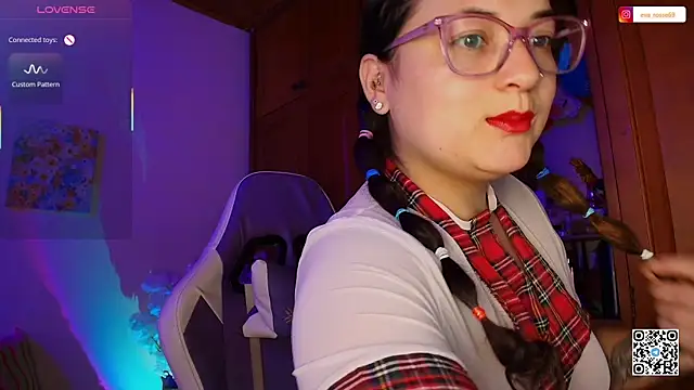 Snapshot of eva_rosse69 chatting on 13, 7, 2026 eva rosse69 online show from 13, 7, 2026
