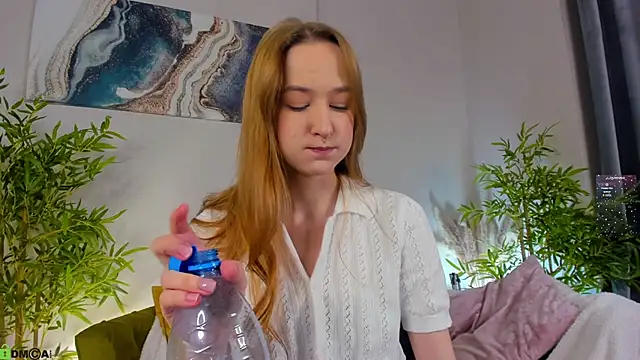 Sweett Monica online show from 16, 11, 2025