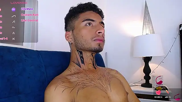 Snapshot of JuanCamiilo_66 chatting on 6, 12, 2024 JuanCamiilo 66 online show from 6, 12, 2024