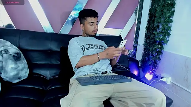 JuanCamiilo 66 online show from 16, 2, 2026