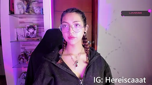 Snapshot of cataleya_kyuu__ chatting on 3, 12, 2024 cataleya kyuu online show from 3, 12, 2024