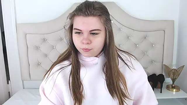 Snapshot of AbbyPleasure chatting on 6, 1, 2025 AbbyPleasure online show from 6, 1, 2025