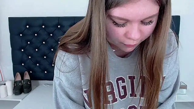 Snapshot of AbbyPleasure chatting on 26, 2, 2025 AbbyPleasure online show from 26, 2, 2025