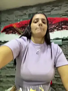 Snapshot of ZajiraShane chatting on 31, 12, 2024 ZajiraShane online show from 31, 12, 2024