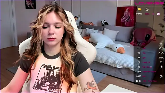 Frau Lina online show from 24, 3, 2026