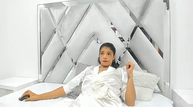 Snapshot of Hellen__4master chatting on 25, 1, 2025 Hellen 4master online show from 25, 1, 2025