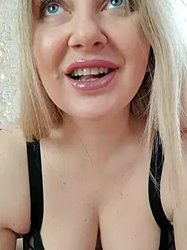 Snapshot of LadyLolyPop_ chatting on 10, 3, 2025 LadyLolyPop online show from 10, 3, 2025