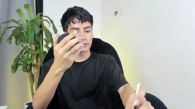 sebas rose online show from 19, 12, 2025