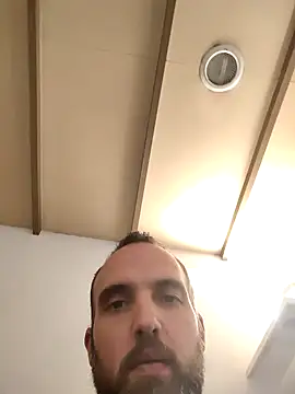 leon3875 online show from 14, 3, 2025